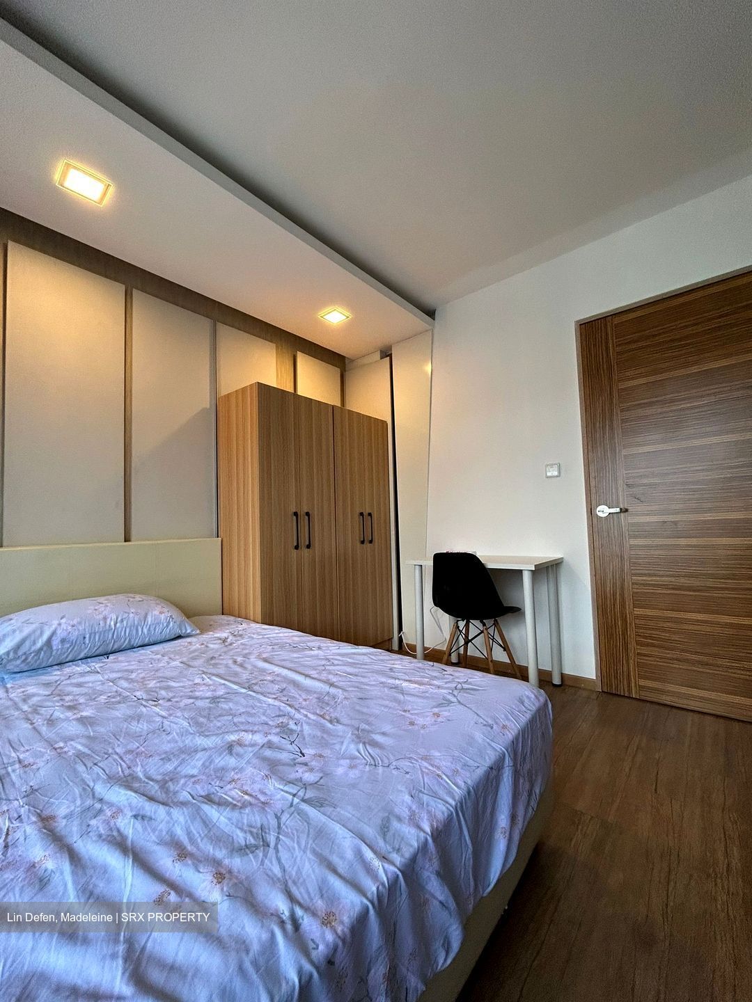 Prive (D19), Condominium #559600531